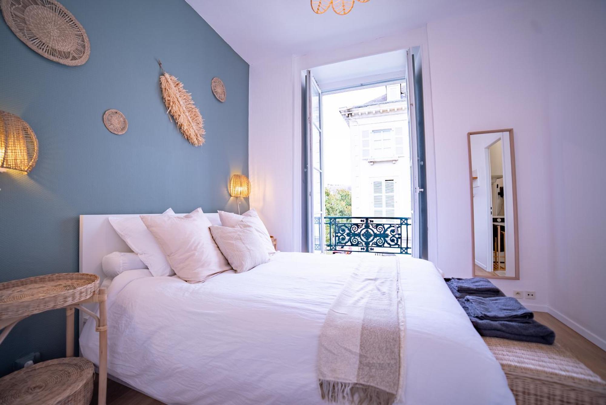 La Vue Royale - Face Au Chateau - Wifi - 4 Personnes ポー エクステリア 写真